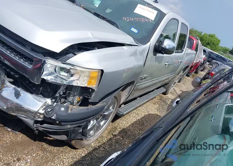 2011 Chevrolet Silverado 1500 из США, поврежденный, VIN 3GCPCSE06BG187639